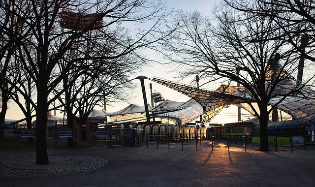 出的防守稳 出的防守稳